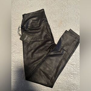 Women leggings